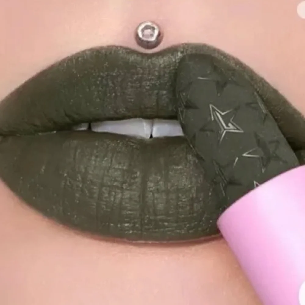 Jeffree Star Velvet Trap So Jaded Lipstick Full Size